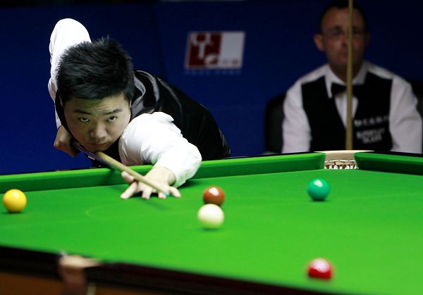 全场观众情 全场观众情