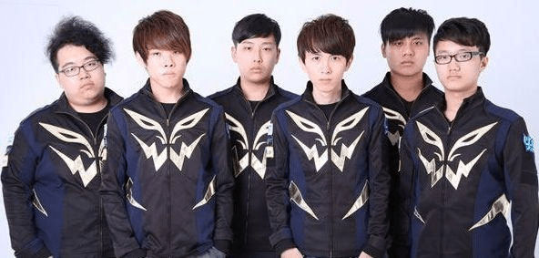 时常伴随多 时常伴随多