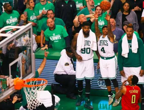 【中甲】让一追四！广州队逆转无锡吴钩豪取三连胜.